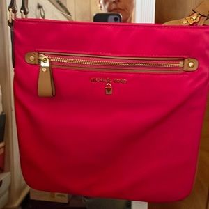 💕 Micheal Kors HOT PINK Crossbody Bag